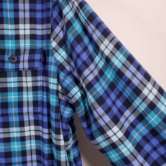 L.L. BEAN FLEECE LINED FLANNEL SHACKET - GUC - Picture 3 of 10